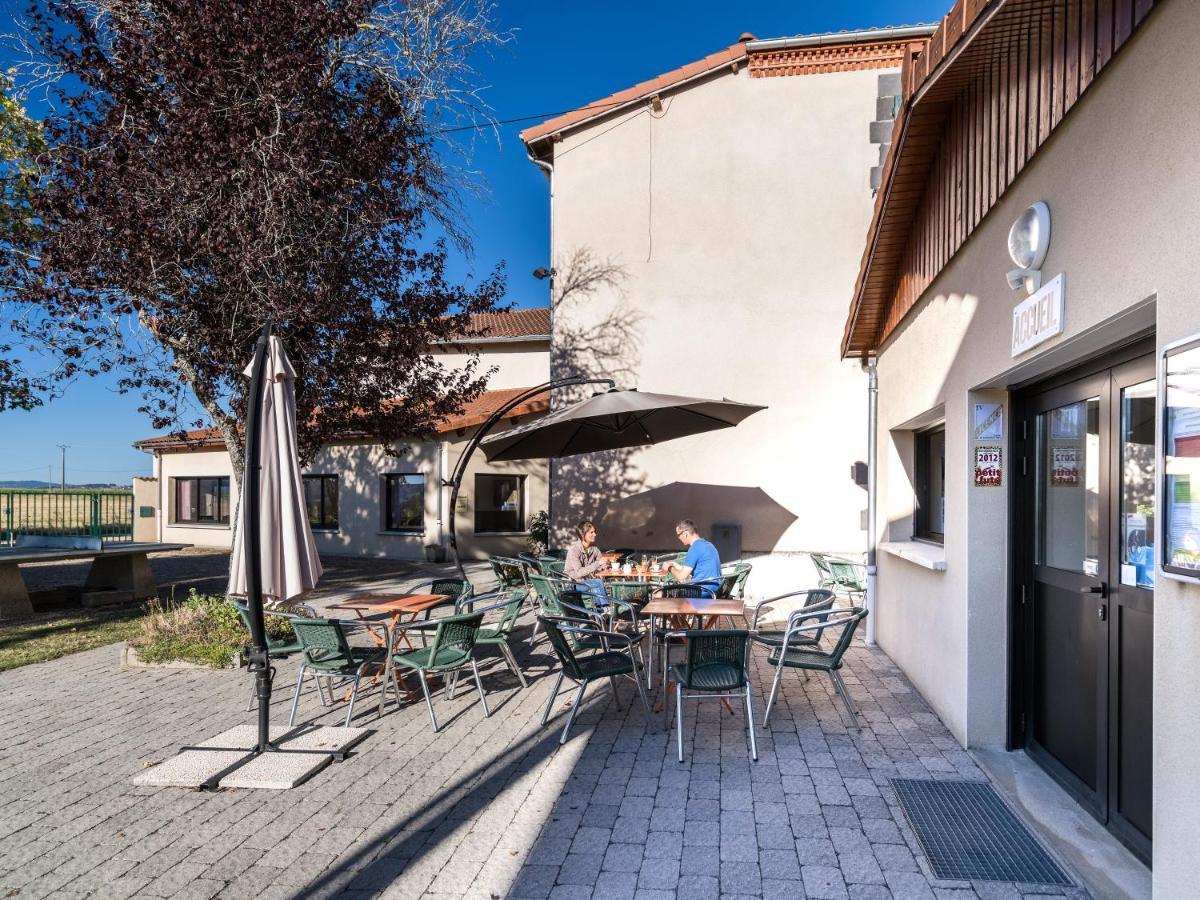 Les Quatre Vents Hotel Courpiere Exterior photo